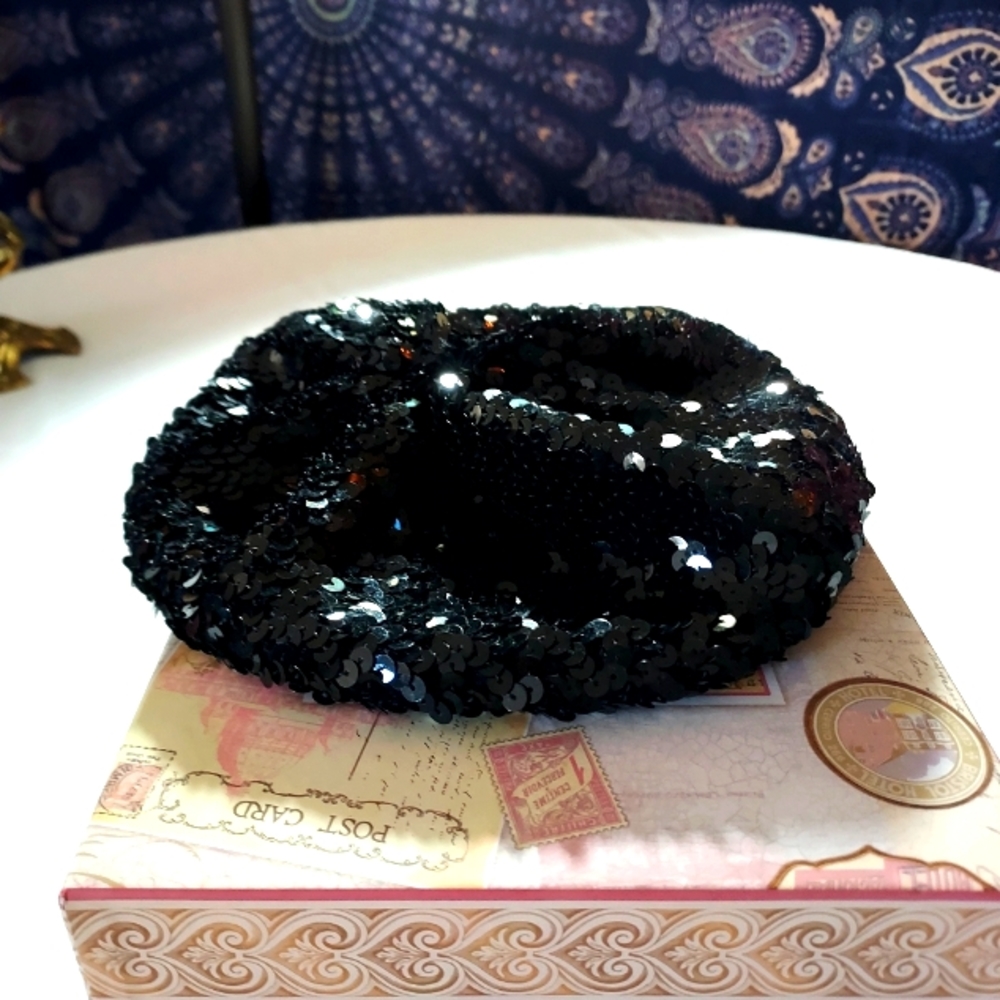 Toppettes by A. Brod-Black Sequin Beret
